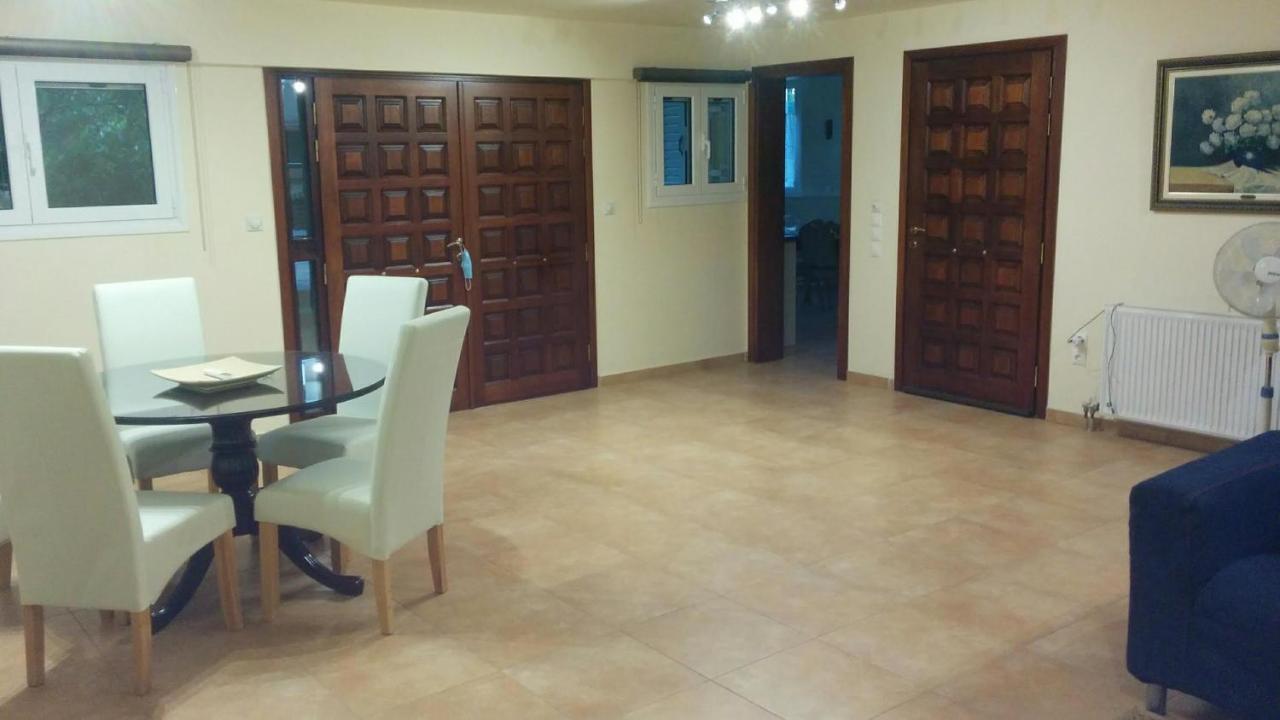 Beautiful Cozy House In The Greek Riviera Holiday home Vari (Attica)